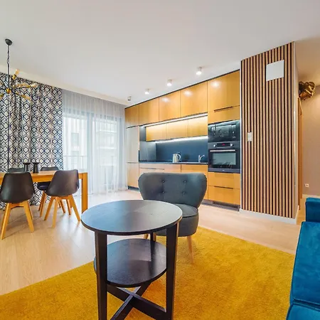 Tomorrow Land : Nadmorze Premium