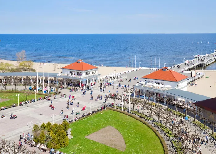 Tomorrow Land : Nadmorze Premium גדנסק